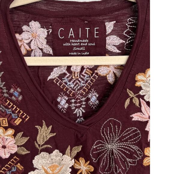 NWT Anthropology by Caite Tees Women's Burgundy Embroidered Shirt - Size Small - Picture 4 of 10
